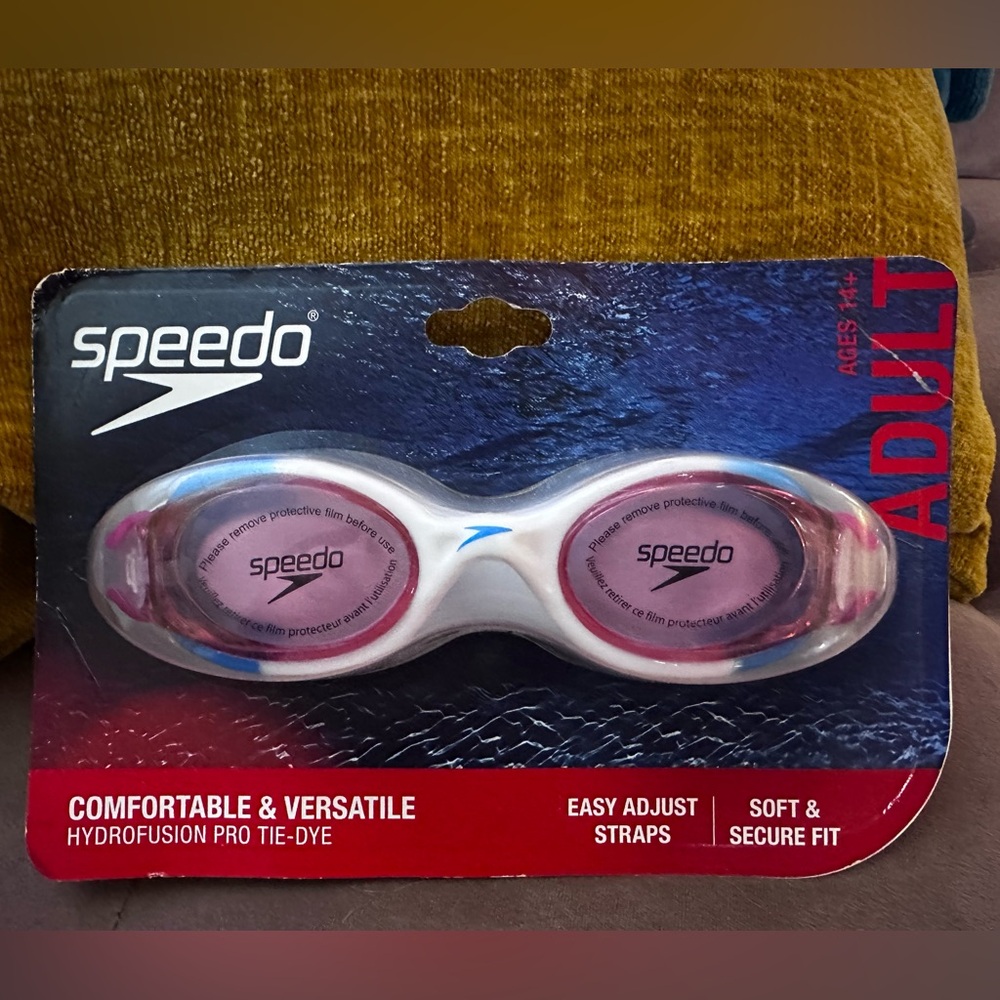 New in box Speedo Hydrofusion Pro Goggles Adult Pink Blue Age 14+